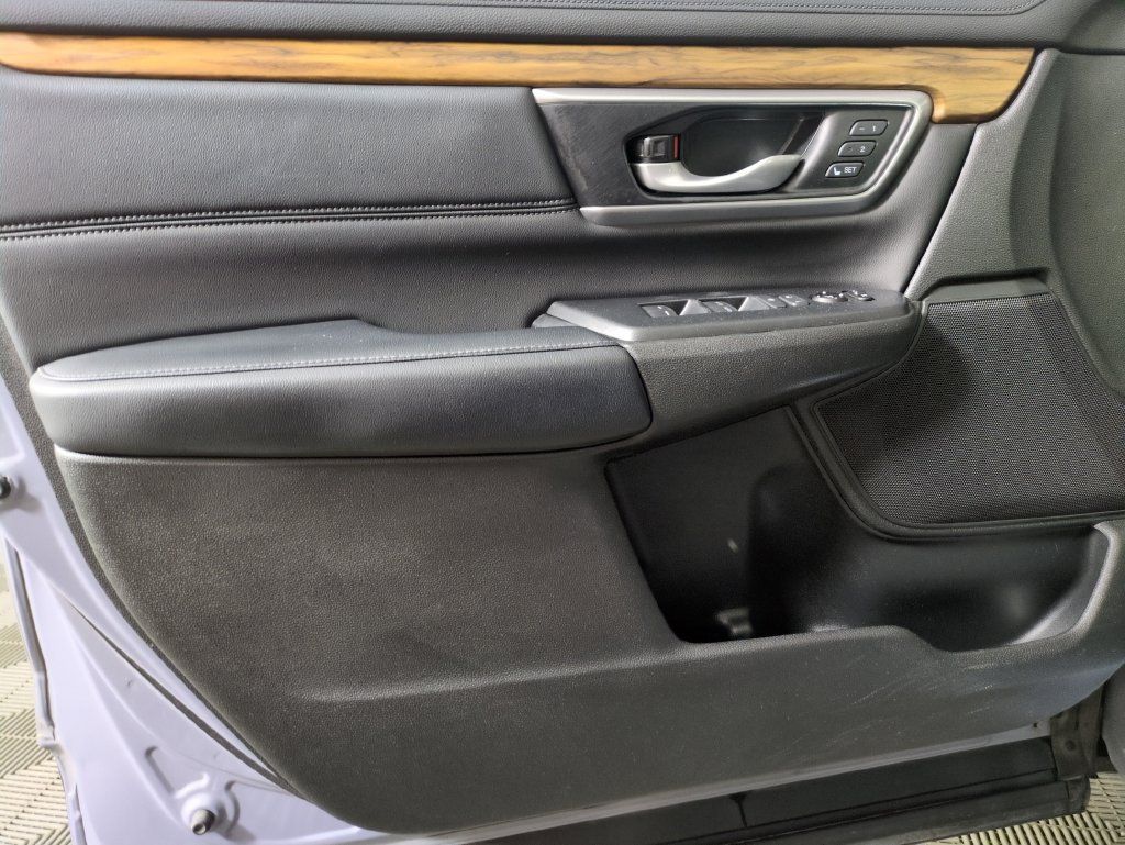 Used 2020 Honda CR-V Touring image 16