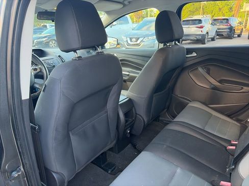 Used 2016 Ford Escape SE image 10