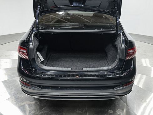 Used 2025 Volkswagen Jetta Sport image 6