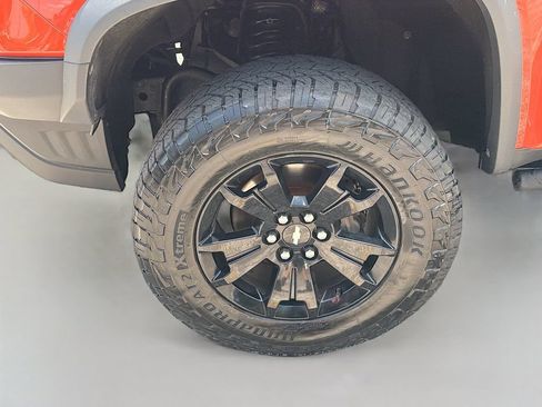 Used 2019 Chevrolet Colorado ZR2 w/ ZR2 Dusk Special Edition AWD/4WD image 32