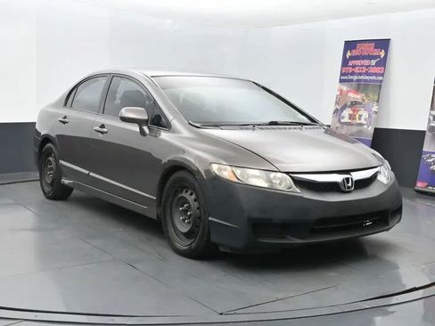 Used 2010 Honda Civic LX image 2
