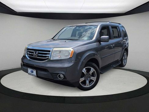 Used 2015 Honda Pilot SE image 1