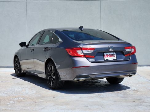 Used 2019 Honda Accord LX image 5