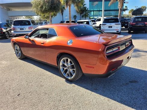 Used 2022 Dodge Challenger GT image 8