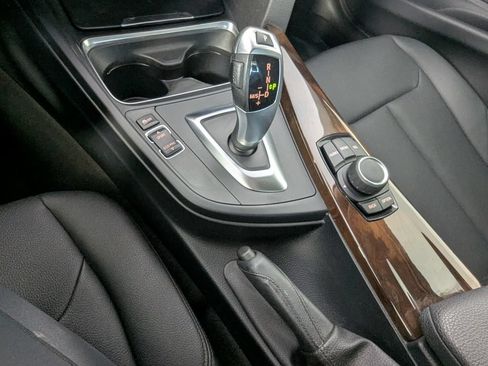 Used 2015 BMW 320i Sedan RWD image 24