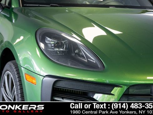 Used 2020 Porsche Macan GTS AWD/4WD image 24