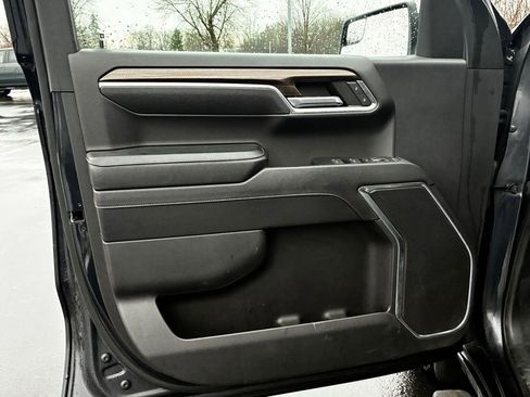 Used 2023 Chevrolet Silverado 1500 LT AWD/4WD image 20
