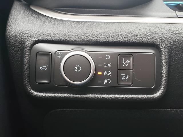 Used 2021 Ford Explorer XLT w/ Equipment Group 202A AWD/4WD image 26