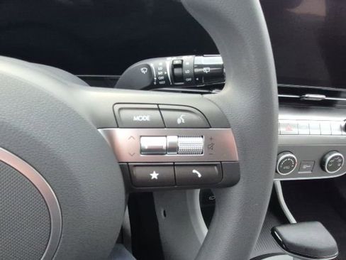 New 2026 Hyundai Kona SE image 24