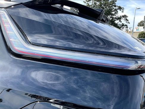 New 2026 Cadillac Lyriq Sport image 15