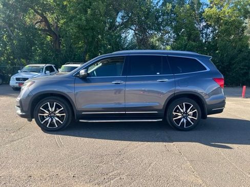 Used 2020 Honda Pilot Touring image 2