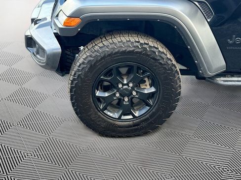 Used 2022 Jeep Wrangler Willys image 34