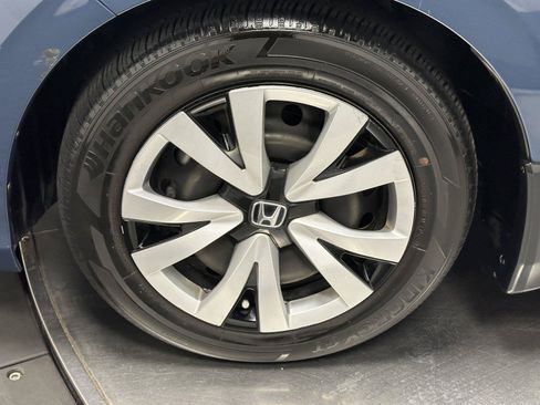 Certified 2025 Honda Civic LX image 18