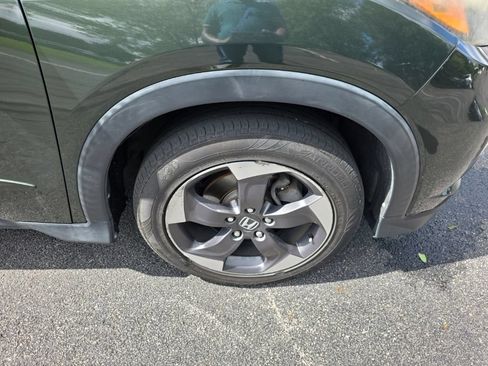 Used 2018 Honda HR-V EX image 9