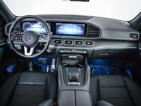 Used 2023 Mercedes-Benz GLS 450 4MATIC image 9