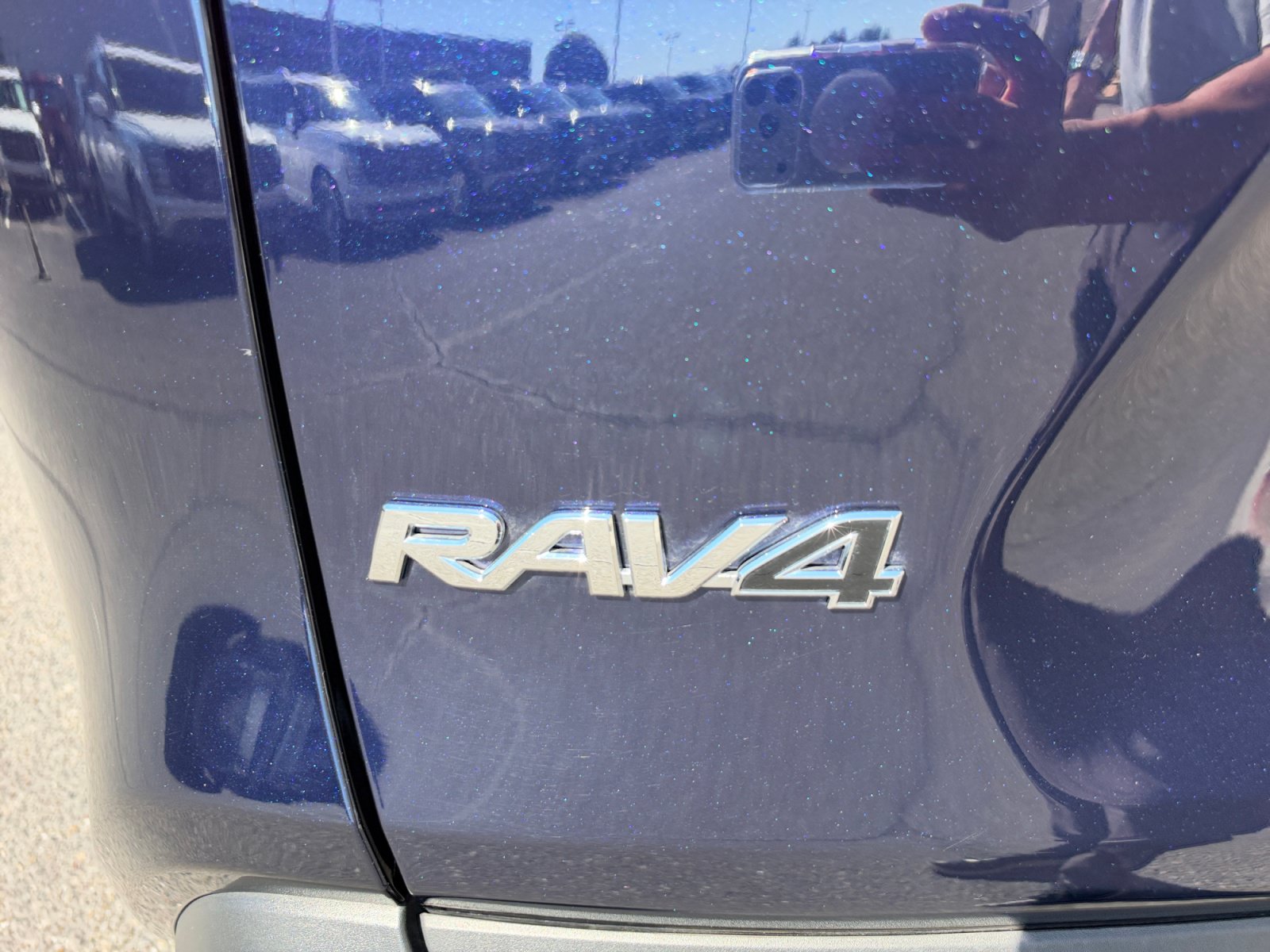 Used 2020 Toyota RAV4 Limited FWD image 24