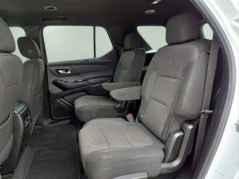 Used 2023 Chevrolet Traverse LT AWD/4WD image 14