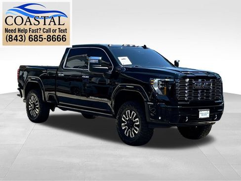 Used 2025 GMC Sierra 2500 Denali Ultimate AWD/4WD image 4