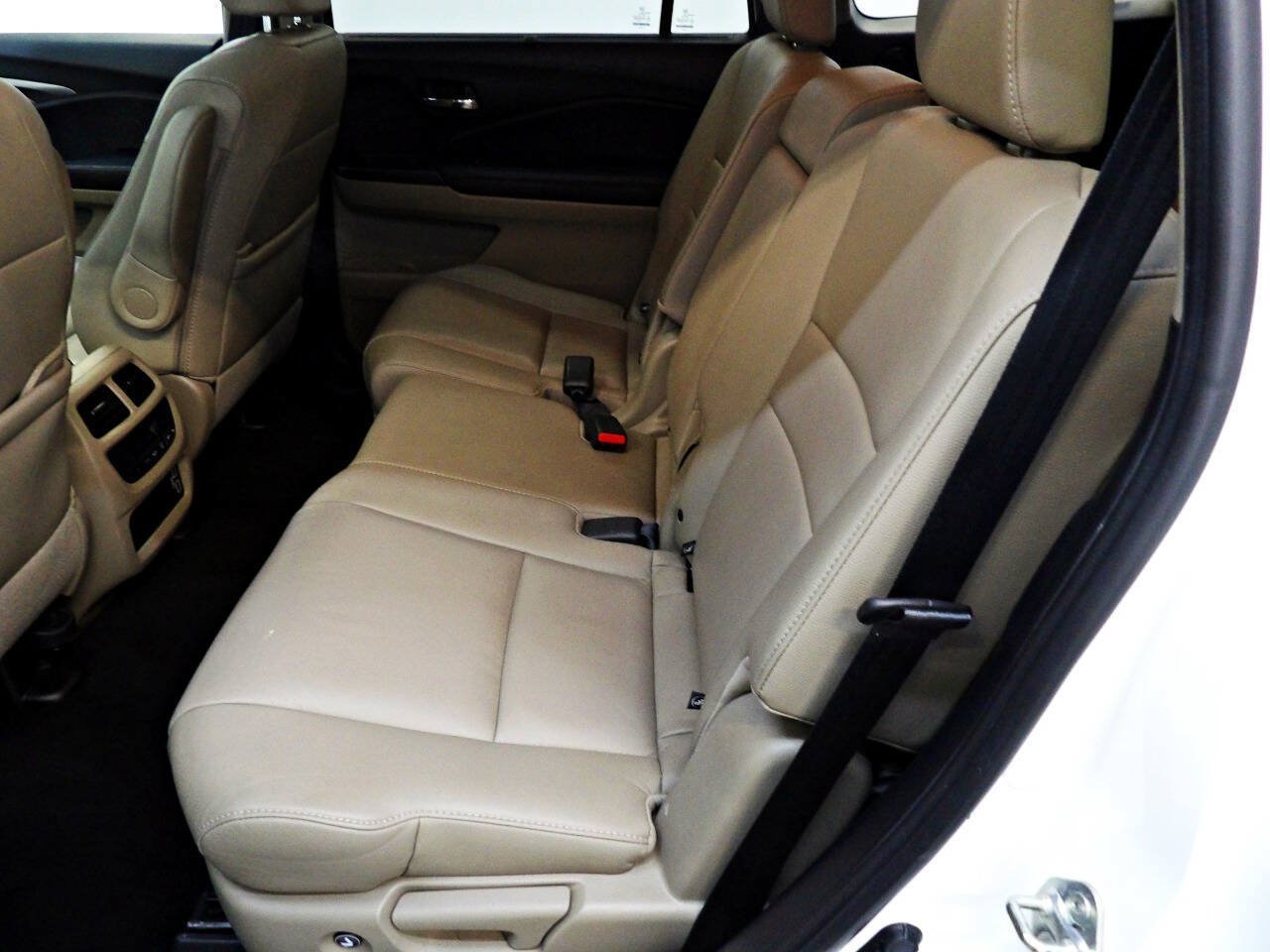 Used 2019 Honda Pilot EX-L image 10