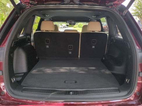 Used 2025 Jeep Grand Cherokee Limited RWD image 35