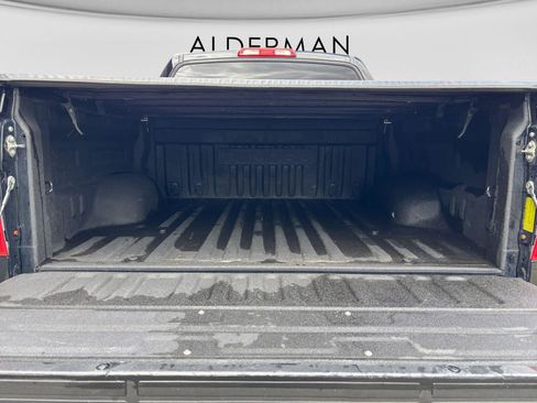 Used 2017 Toyota Tundra SR5 w/ TRD Off Road Package AWD/4WD image 19