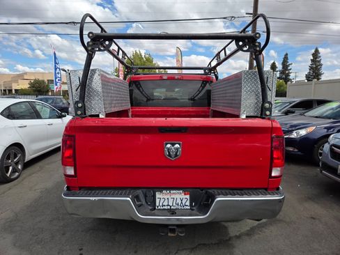 Used 2019 RAM 1500 Tradesman w/ Chrome Appearance Group RWD image 3