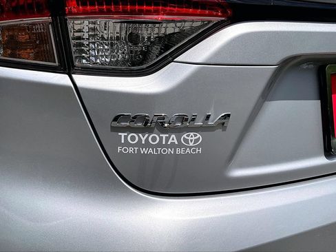 Used 2026 Toyota Corolla LE FWD image 27