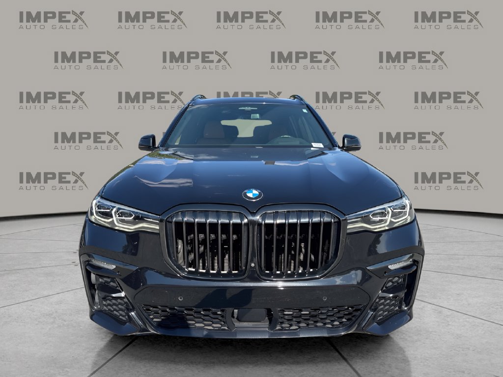 Used 2021 BMW X7 xDrive40i w/ M Sport Package AWD/4WD image 8