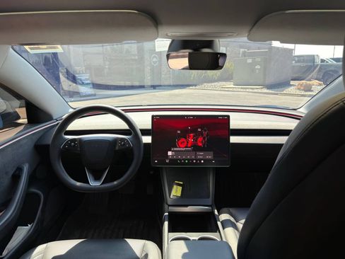 Used 2025 Tesla Model 3 Long Range AWD/4WD image 10
