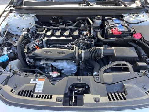 Used 2024 Honda Accord SE image 7