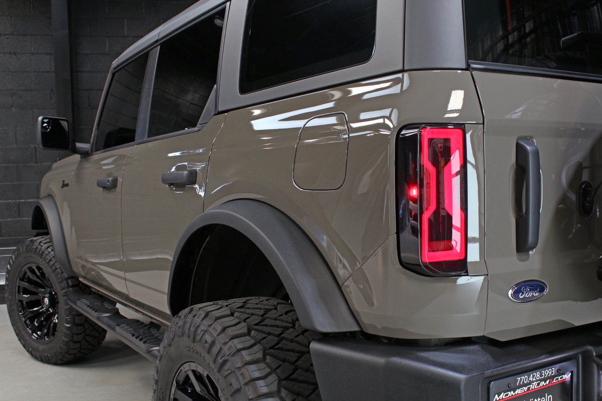 Used 2025 Ford Bronco 4-Door AWD/4WD image 29