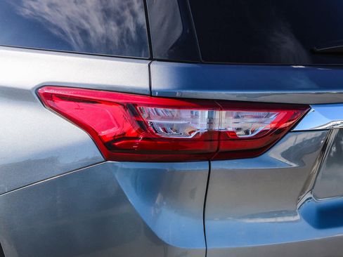Used 2019 Chevrolet Traverse LT image 7