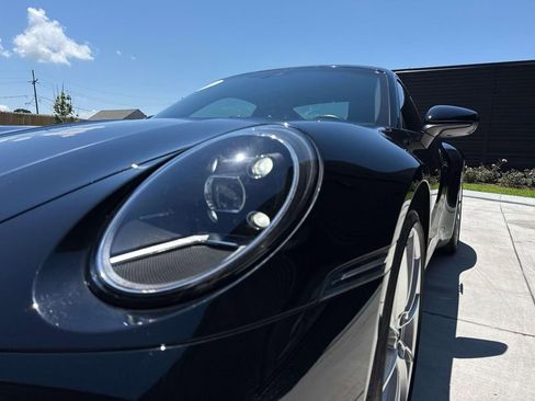 Used 2021 Porsche 911 Carrera RWD image 18