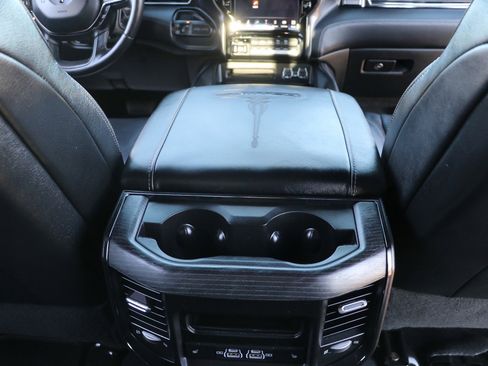 Used 2022 RAM 3500 Limited image 32