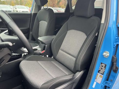 Used 2023 Kia Soul EX image 28