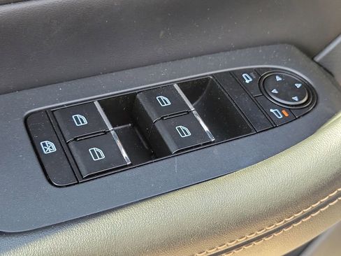 Certified 2024 MAZDA CX-90 Plug-In Hybrid w/ Preferred image 22