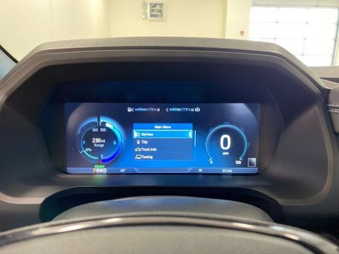 New 2023 Ford F150 Lightning Platinum image 35