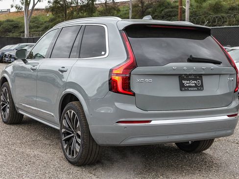 New 2026 Volvo XC90 T8 Ultra w/ Protection Package Premier AWD/4WD image 8
