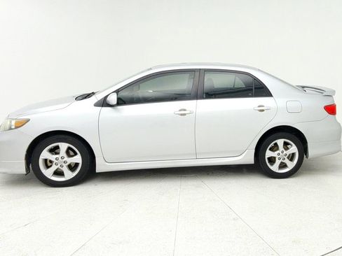 Used 2013 Toyota Corolla S image 5