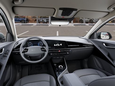 New 2025 Kia Niro Wind w/ Wind Preserve Package FWD image 14