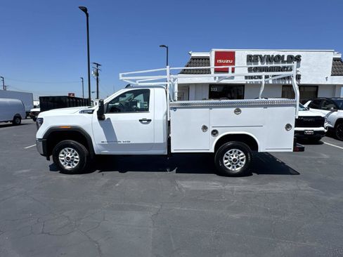 New 2026 GMC Sierra 2500 Pro RWD image 6