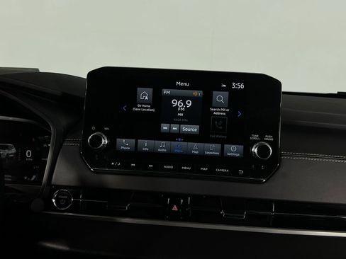 Used 2023 Mitsubishi Outlander SEL image 23