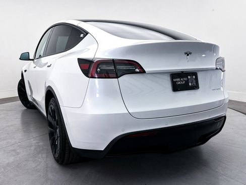 Used 2021 Tesla Model Y Long Range AWD/4WD image 9