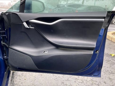 Used 2017 Tesla Model S 75 image 25