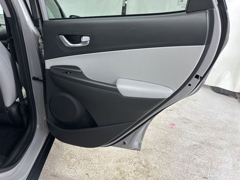 Used 2023 Hyundai Kona Limited image 19