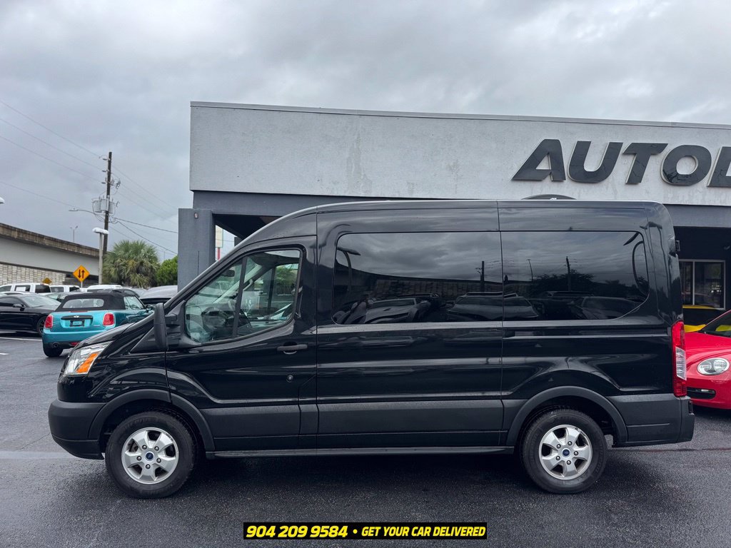 Used 2019 Ford Transit 150 XLT RWD image 3