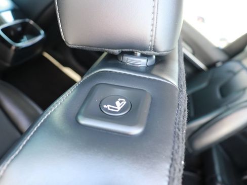 Used 2024 Kia Telluride S w/ S Sunroof Package FWD image 13