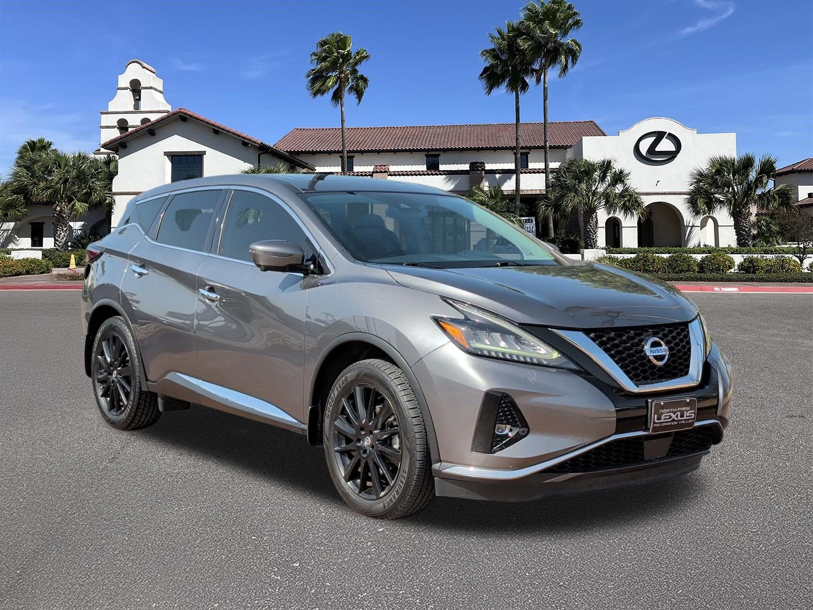 Used 2021 Nissan Murano SL w/ SL Moonroof Package FWD image 1