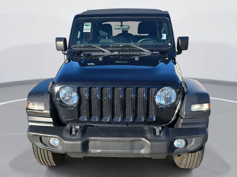 Used 2022 Jeep Wrangler Sport S image 2