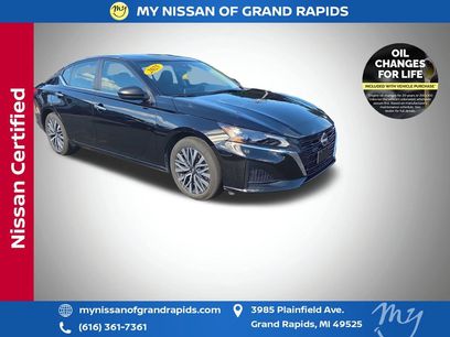 Used 2025 Nissan Altima 2.5 SV